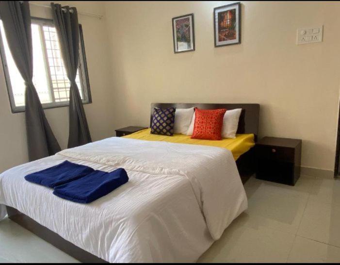 Affordable 1 Bhk Flat With High Speed Wi Fi,kharadi Pune